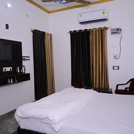 Shri Narayanam Guest House And Home Stay Ayodhya Exterior photo