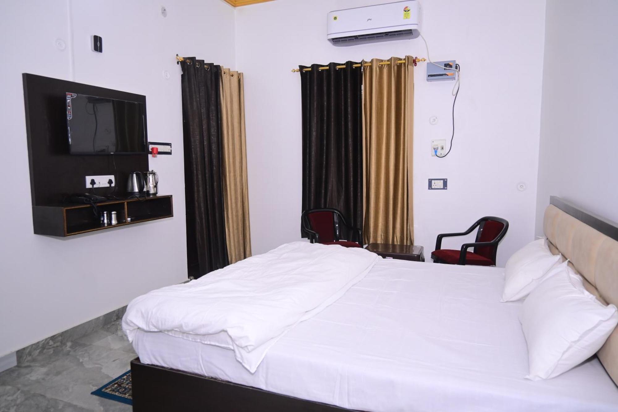 Shri Narayanam Guest House And Home Stay Ayodhya Exterior photo