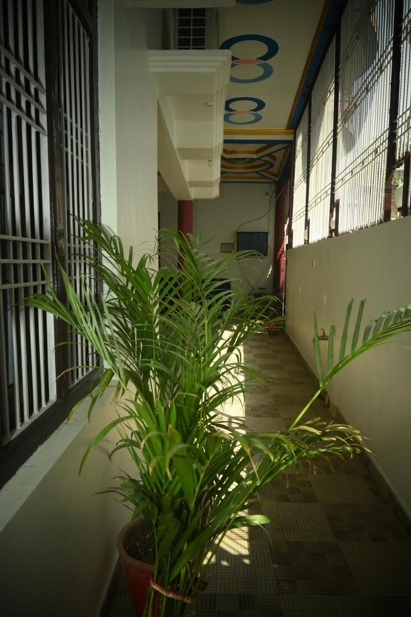 Shri Narayanam Guest House And Home Stay Ayodhya Exterior photo